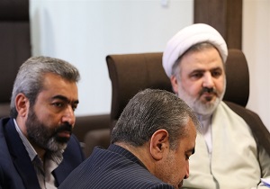 دیدار رئیس کل دادگستری خوزستان و معاونان قضایی با مردم در اهواز