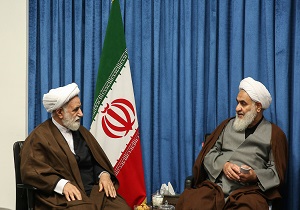مردم نباید در بلاتکلیفی وقف بودن و یا نبودن زمین‌هایشان قرار بگیرند