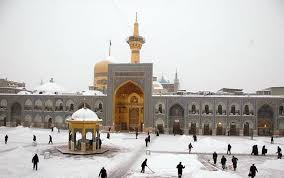 تصاویری از برف زمستانی در حرم امام رضا (ع)