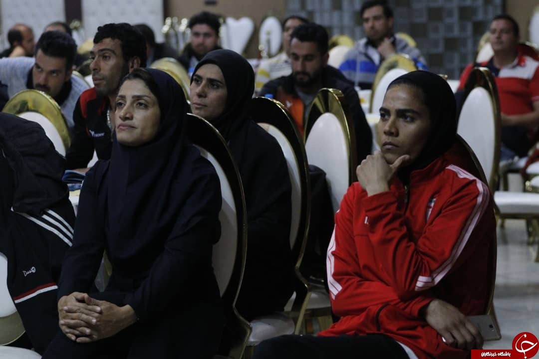 برگزاری کلاس توجیهی دانشافزایی فوتبال در کرمان + تصاویر برگزاری کلاس توجیهی دانشافزایی فوتبال در کرمان + تصاویر