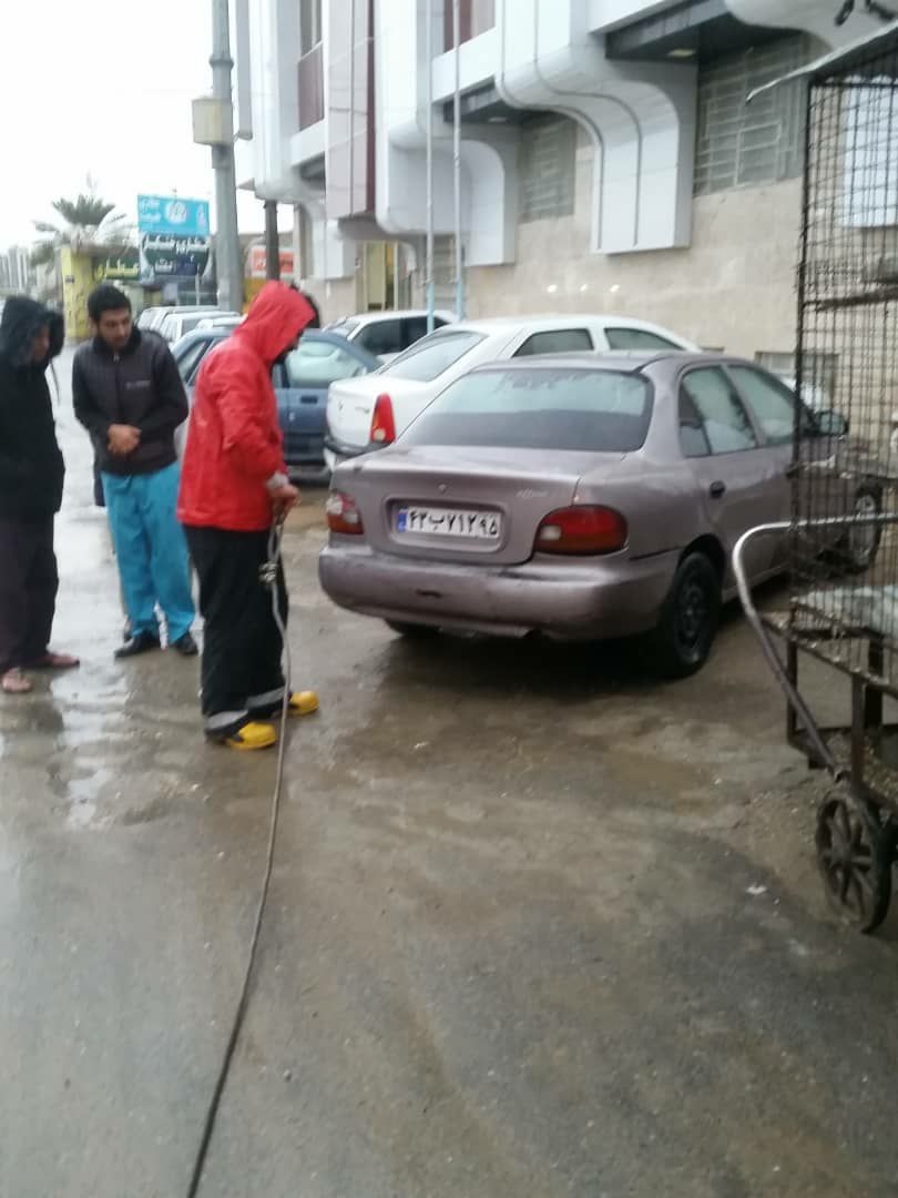 آماده باش کامل آتش نشانان در روز‌های بارانی شهر زاهدان