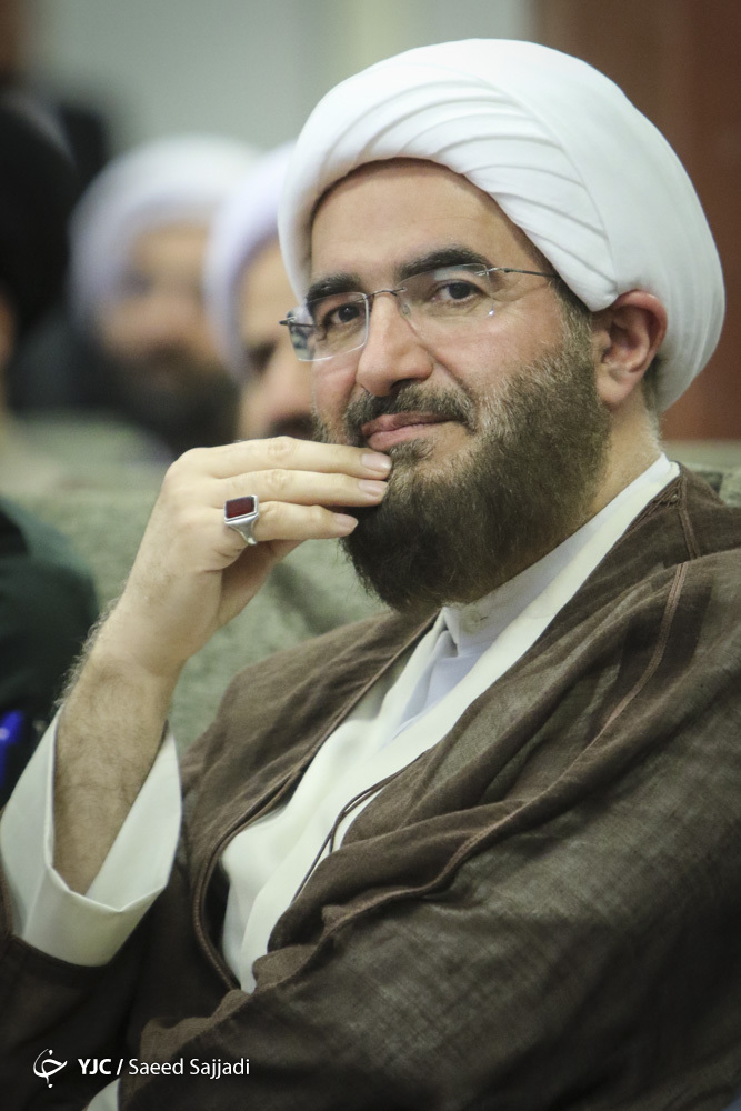 آیت الله رسولی محلاتی تمایلی به دیده شدن نداشت