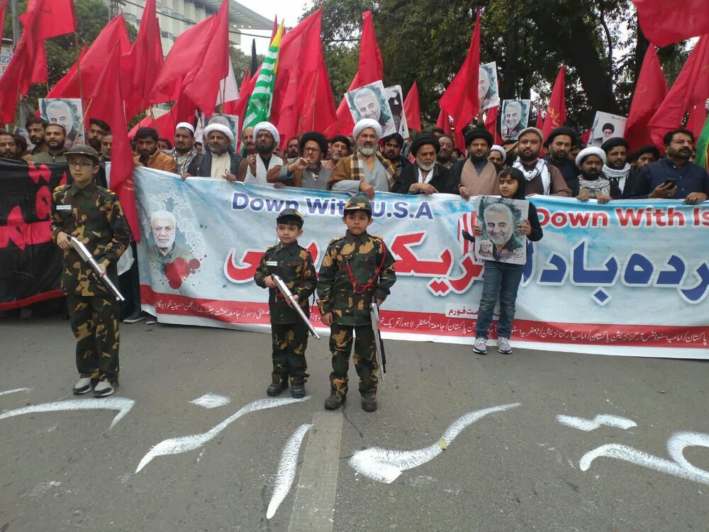 تظاهرات ضد آمریکایی در لاهور پاکستان + تصاویر