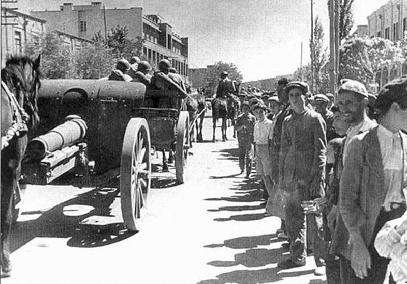 یک قرن فتنه&zwnj;پزی سفارتِ انگلستان در ایران؛ از مشروطه تا دی ماه ۹۸