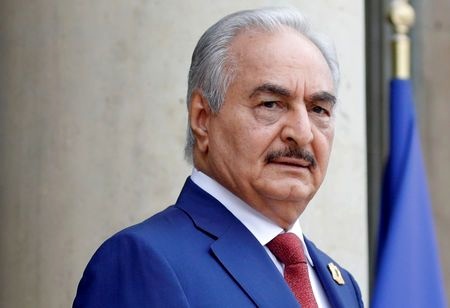 خلیفه حفتر وارد مسکو شد / گفت‌وگوی اردوغان و فائز السراج