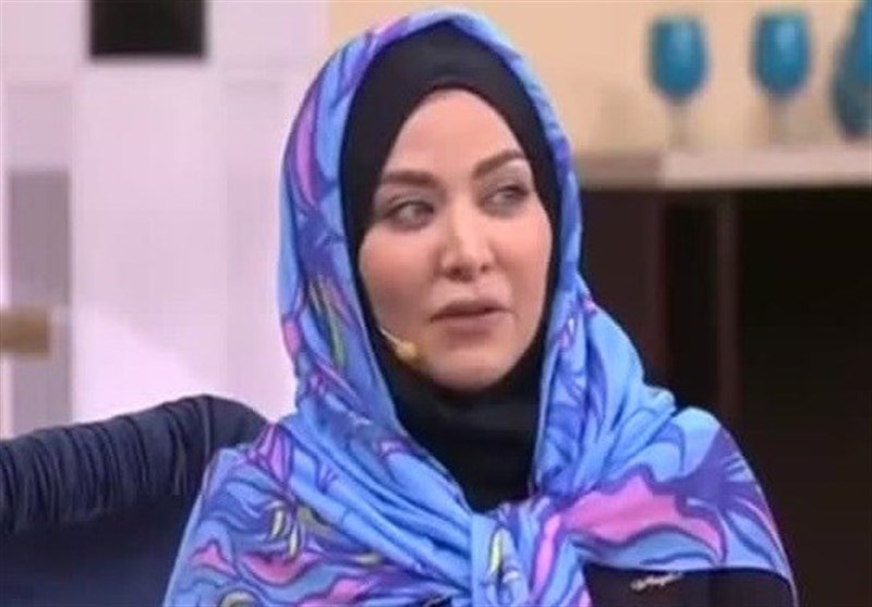 فقیهه سلطانی: تحریم فجر و تلویزیون فقط ترامپ را خوشحال می&zwnj;کند! / سالن&zwnj;های تئاتر در اختیار مافیاست
