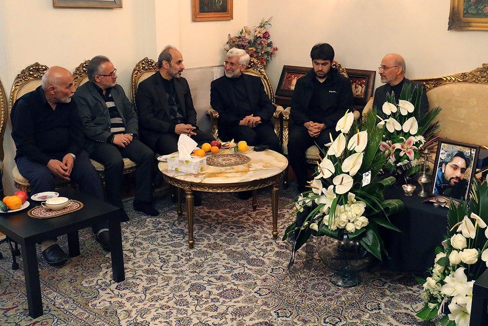 جلیلی: ملت اجازه نخواهد داد تا دشمن، زخم سقوط هواپیما را عفونی کند
