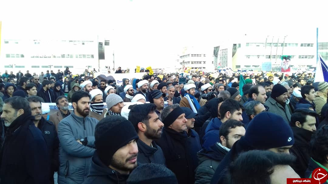 همدردی مردم مشهد با جانباختگان حادثه سقوط هواپیما