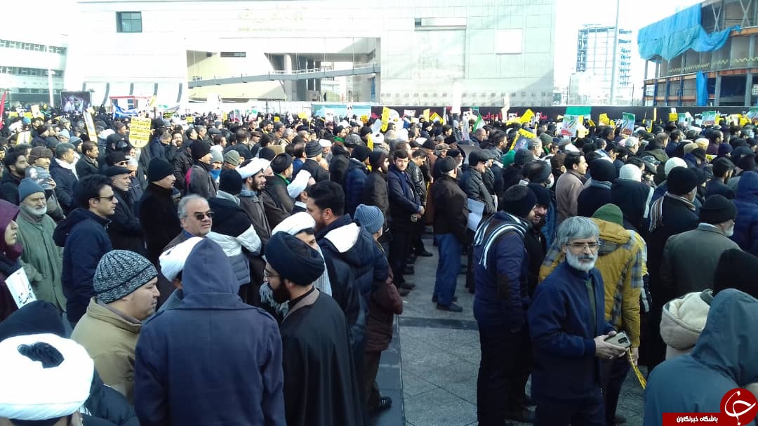 همدردی مردم مشهد با جانباختگان حادثه سقوط هواپیما