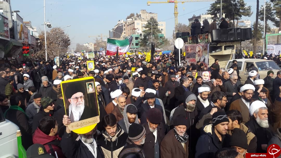 همدردی مردم مشهد با جانباختگان حادثه سقوط هواپیما