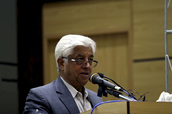 دستیابی به ضریب امنیت غذایی ۸۵ درصد تا افق ۱۴۰۰/ ظرفیت&zwnj;های نهفته در کشت دیم کشف شد/ خود اتکایی پایین در دانه&zwnj;های روغنی ننگ بزرگ بخش کشاورزی/ صیانت از جنگل&zwnj;های شمال خط قرمز ما است