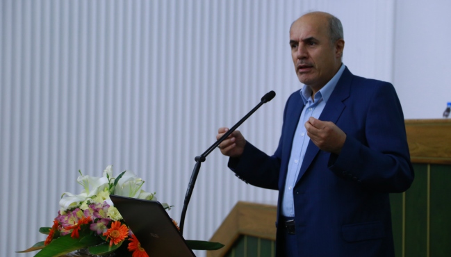 دانشجویان وارد جوهای سیاسی نشوند/