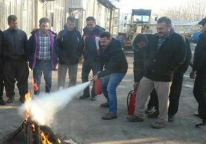 برگزاری کلاس آموزشی اطفاء حریق برای کارکنان شهرداری مهاباد