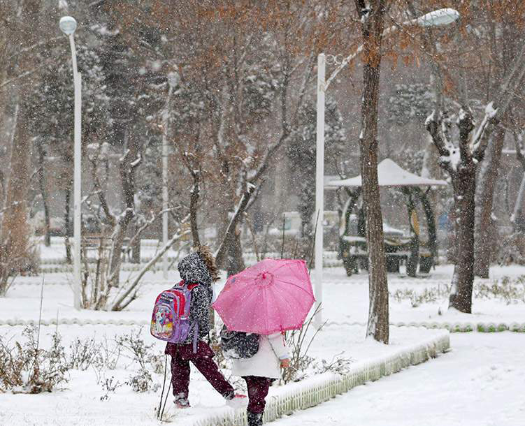 برف در راه آذربایجان‌شرقی
