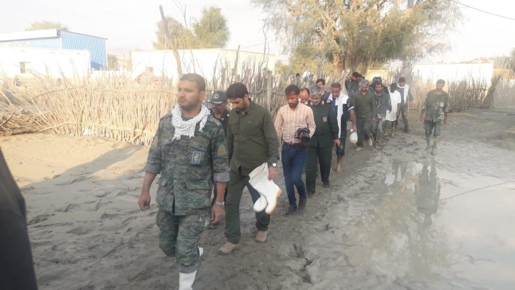 بازدید سردار تنگسیری از مناطق سیل&zwnj;زده سیستان و بلوچستان