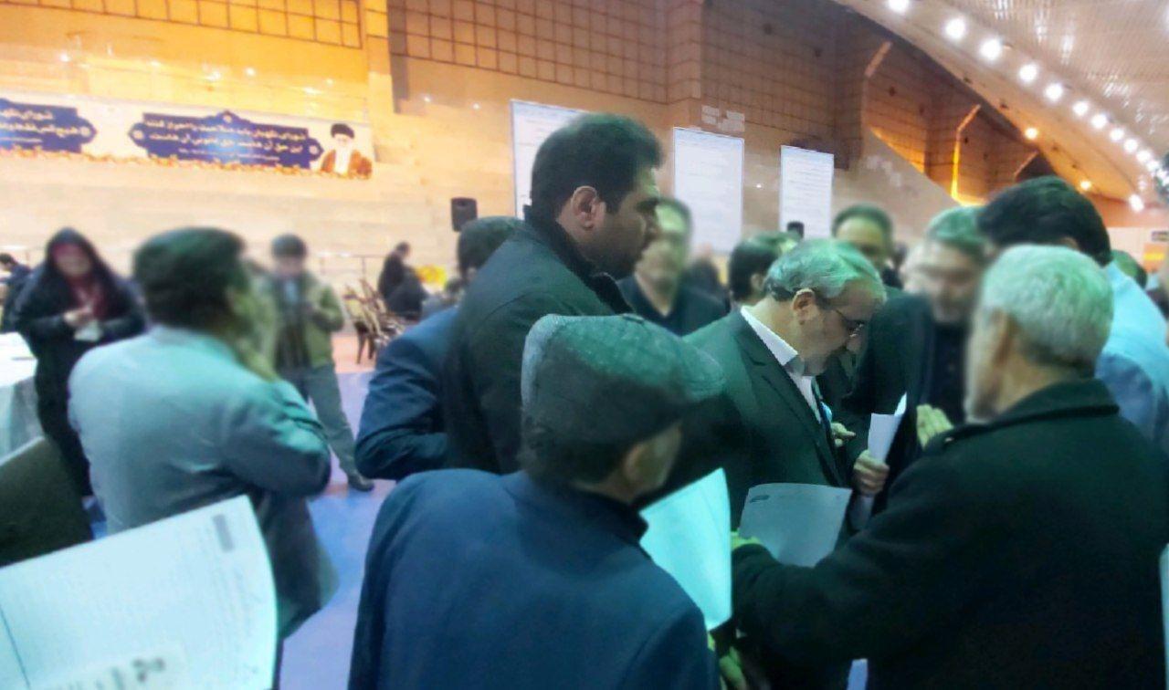 کدخدایی از نزدیک درجریان روند وصول شکایات قرار گرفت