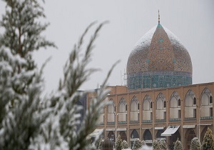 مسئولان میراث فرهنگی یا مرمت گنبد مسجد شیخ لطف الله را تایید کنند یا فتوشاپ بدانند