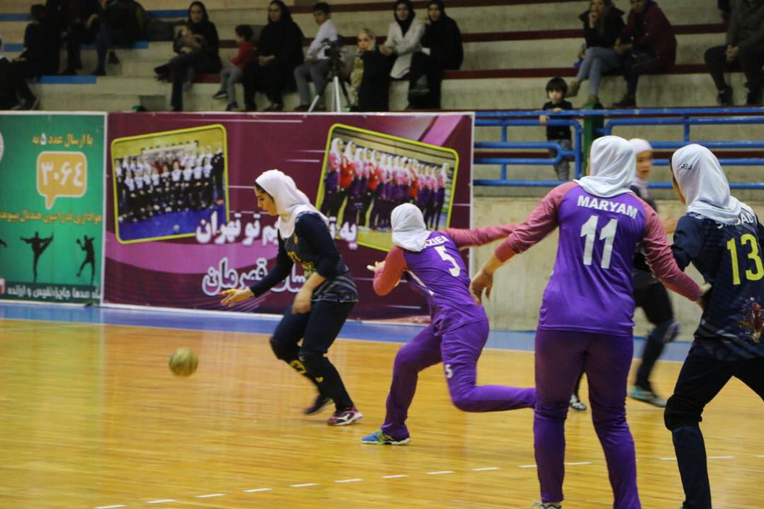 پیروزی آسان مدعیان برابر حریفان