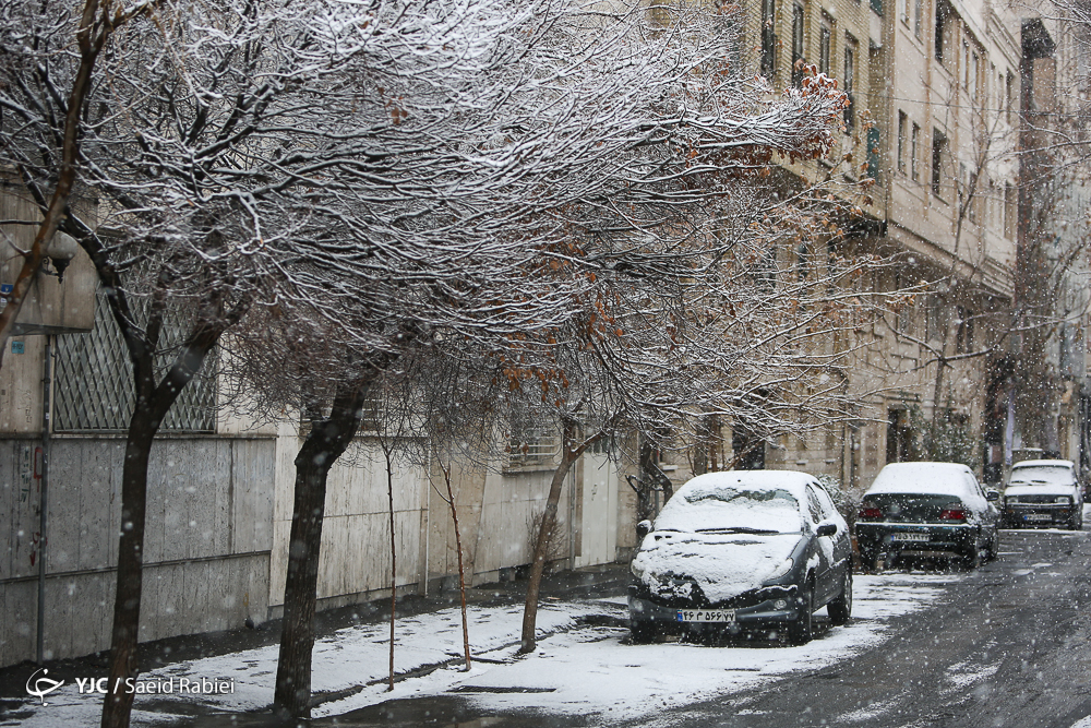 آماده&zwnj;باش نیروهای خدمات شهری برای برف&zwnj;روبی معابر منطقه یک