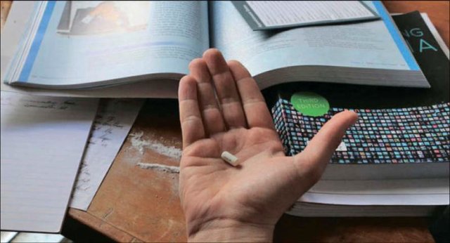 اعتیاد دانش اموزان