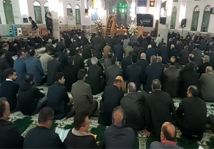 برگزاری مراسم ختم روجا امید بخش جانباخته‌ هواپیمای اکراینی در بابلسر