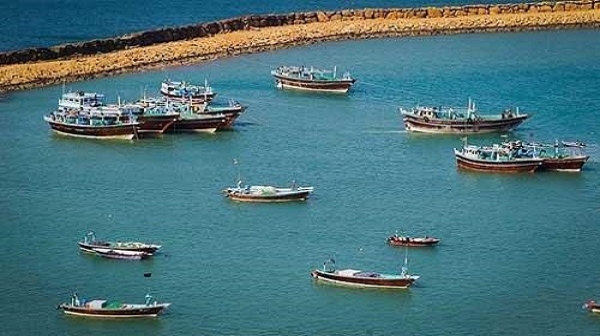توقیف سه قایق صیادی غیر مجاز کویتی در بندر ماهشهر