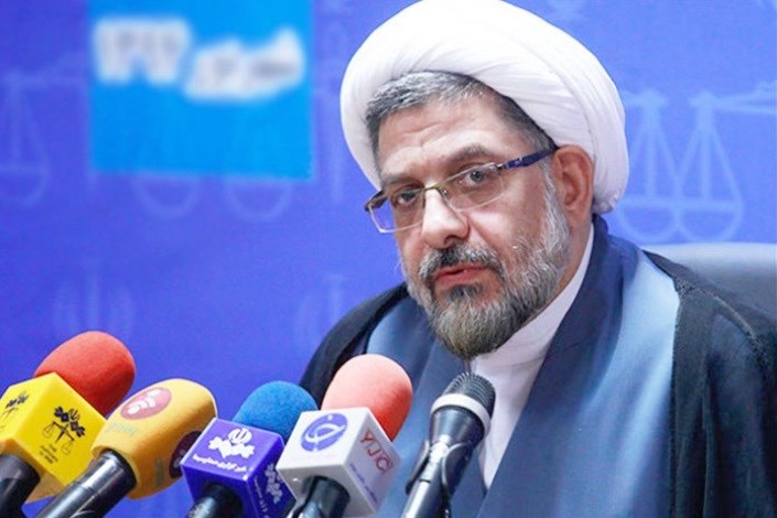 مسئولان قضایی از روی تکبر با مردم رفتار نکنند