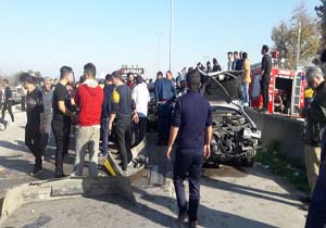 ۶ زخمی در برخورد یک دستگاه تراکتور با ۴ خودرو