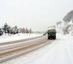 جاده‌های آذربایجان‌شرقی لغزنده هستند
