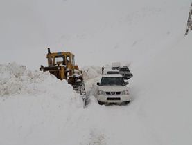 راه ارتباطی ۹۰ روستای هشترود همچنان بسته است