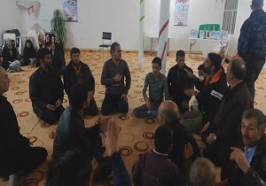چشم‌هایی که گوش می‌دهند و دست‌هایی که زبان هستند