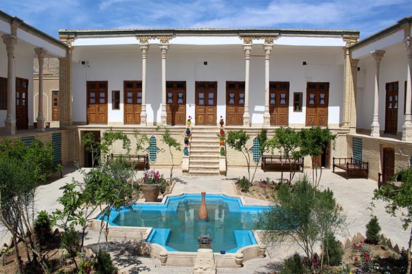 تماشای معماری ایرانی در عمارت یزدان پناه + تصاویر