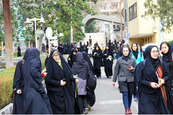 انتصاب مردان بر صندلی ریاست دانشگاه&zwnj;های دخترانه/ ماجرایی که کارت زرد بهارستانی را برای آقای وزیر رقم زد