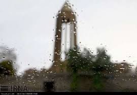 همدان بارانی می شود