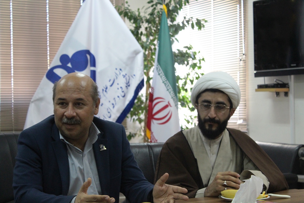 امضاء تفاهم نامه حوزه علمیه فارس با دانشگاه فنی و حرفه‌ای