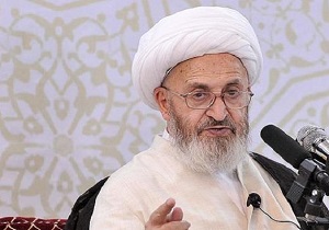 طلاب باید از حالا به دو سلاح بیانی و قلمی مجهز شوند/پیامبر اجازه رواج خرافه گرایی را در دین نمی‌دادند