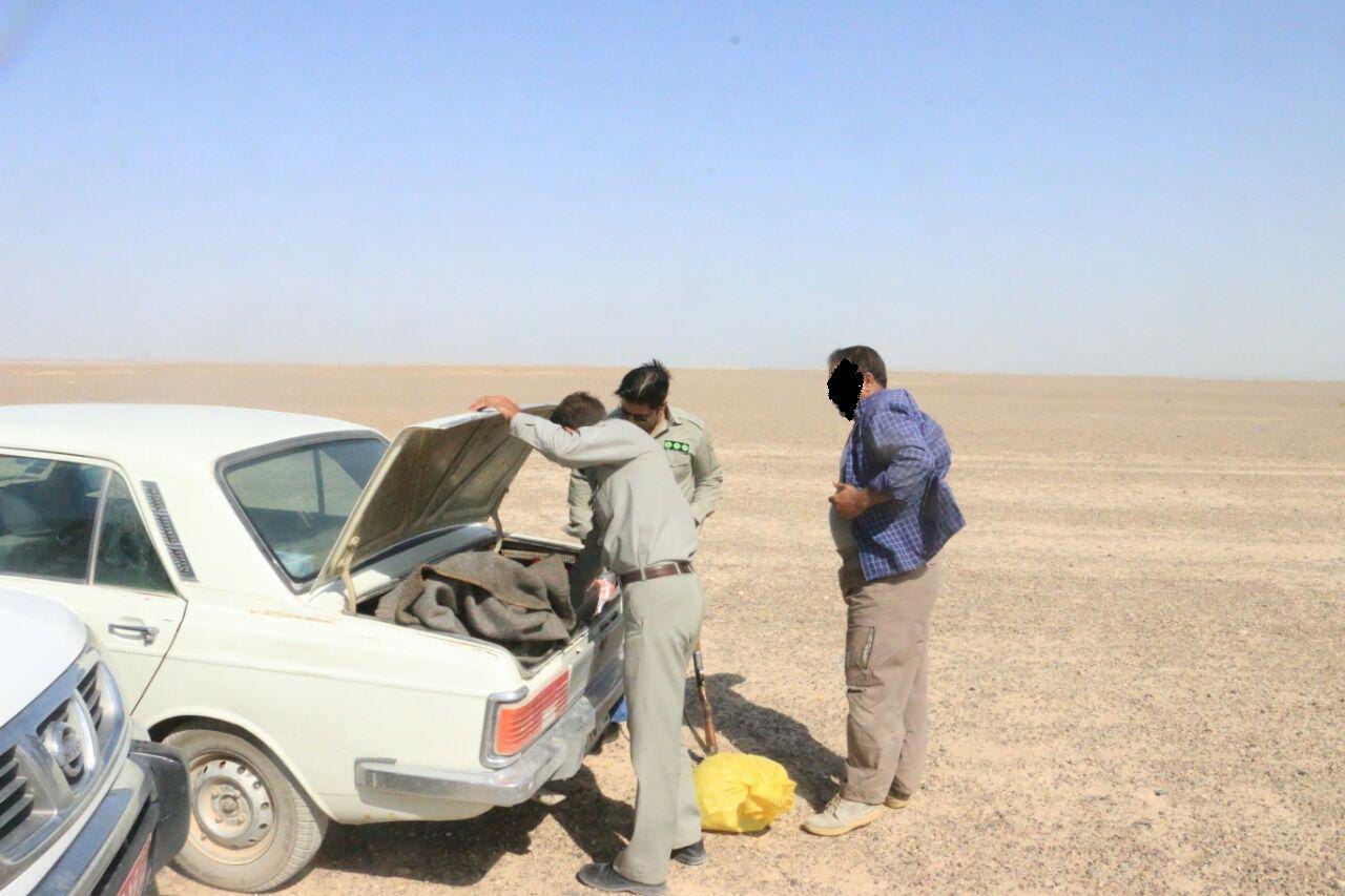 &zwj; دستگیری شکارچیان غیرمجاز پرندگان وحشی در زهک