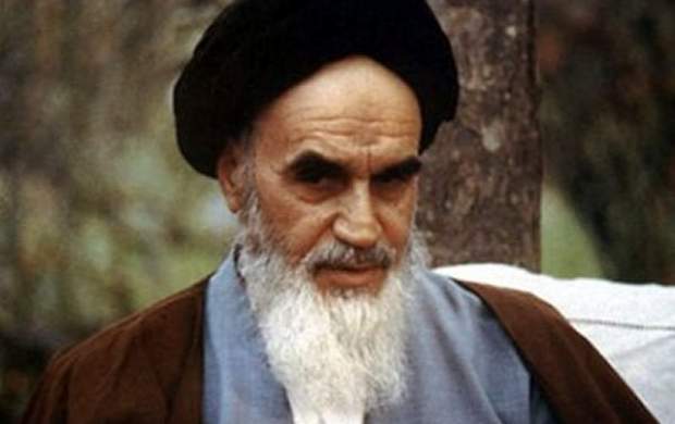 امام خمینی (ره): دربرابر توطئه ها هوشیار باشید امام خمینی (ره): دربرابر توطئه ها هوشیار باشید