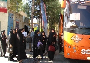 درخشش شوق وصال در چشمان ۴۵ زیارت اولی
