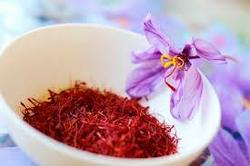 برای خرید طلای سرخ چقدر هزینه کنیم؟