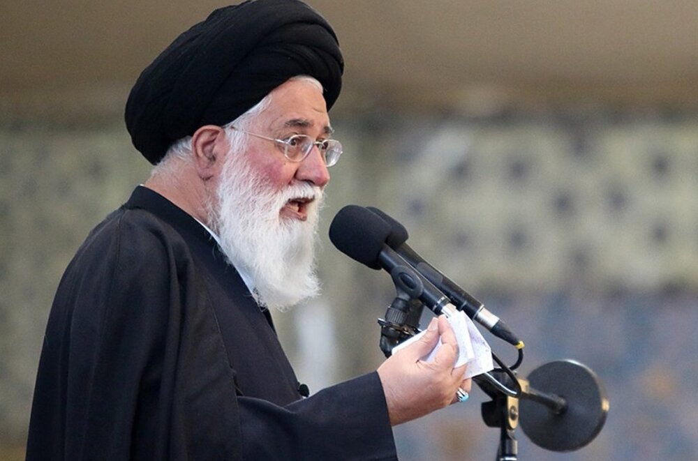 انتقاد آیت الله علم الهدی از بودجه ۹۹/ بودجه تناسبی با اقتصاد مقاومتی ندارد