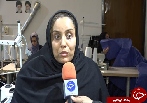 تولید سالانه ۲۵۰ هزار دست لباس بیمارستانی با همت معلولین تولید سالانه ۲۵۰ هزار دست لباس بیمارستانی با همت معلولین