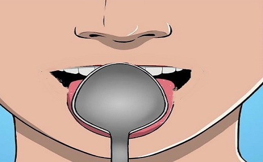 کنترل سلامت با قاشق