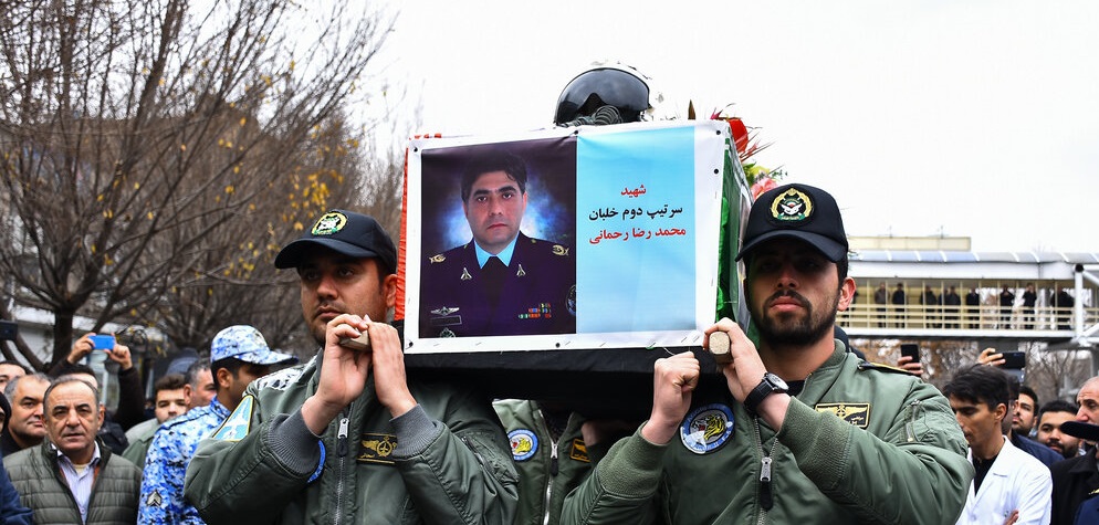 مراسم تشییع پیکر خلبان شهید رحمانی برگزار شد