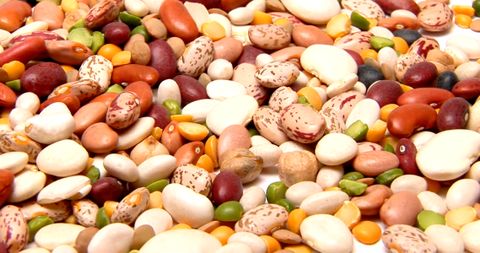 خریدحبوبات بسته بندی شرکتی در غرفه های تره بار چقدر تمام می شود؟