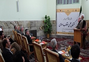 افتتاح نمایشگاه ۲ هزار و پانصد عنوان کتاب برگزیده در مدرسه فیضیه قم