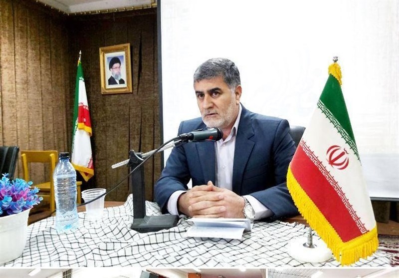 خلاقیت، مسئولیت‌پذیری و تلاش برای تبیین مبانی دینی و انقلابی از شاخص‌های دانشجوی انقلابی است