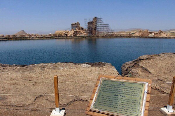 سفر به رازآلودترین دریاچه ایران؛ نگاهی به اسرار &laquo;دریاچه گنج&raquo; در تخت سلیمان