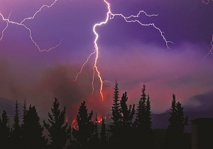 رگبار و رعد و برق مهمان آسمان خوزستان