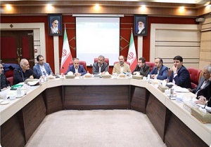 دستور استاندار قزوین برای نظارت بر فعالیت کامیون‌های معدن